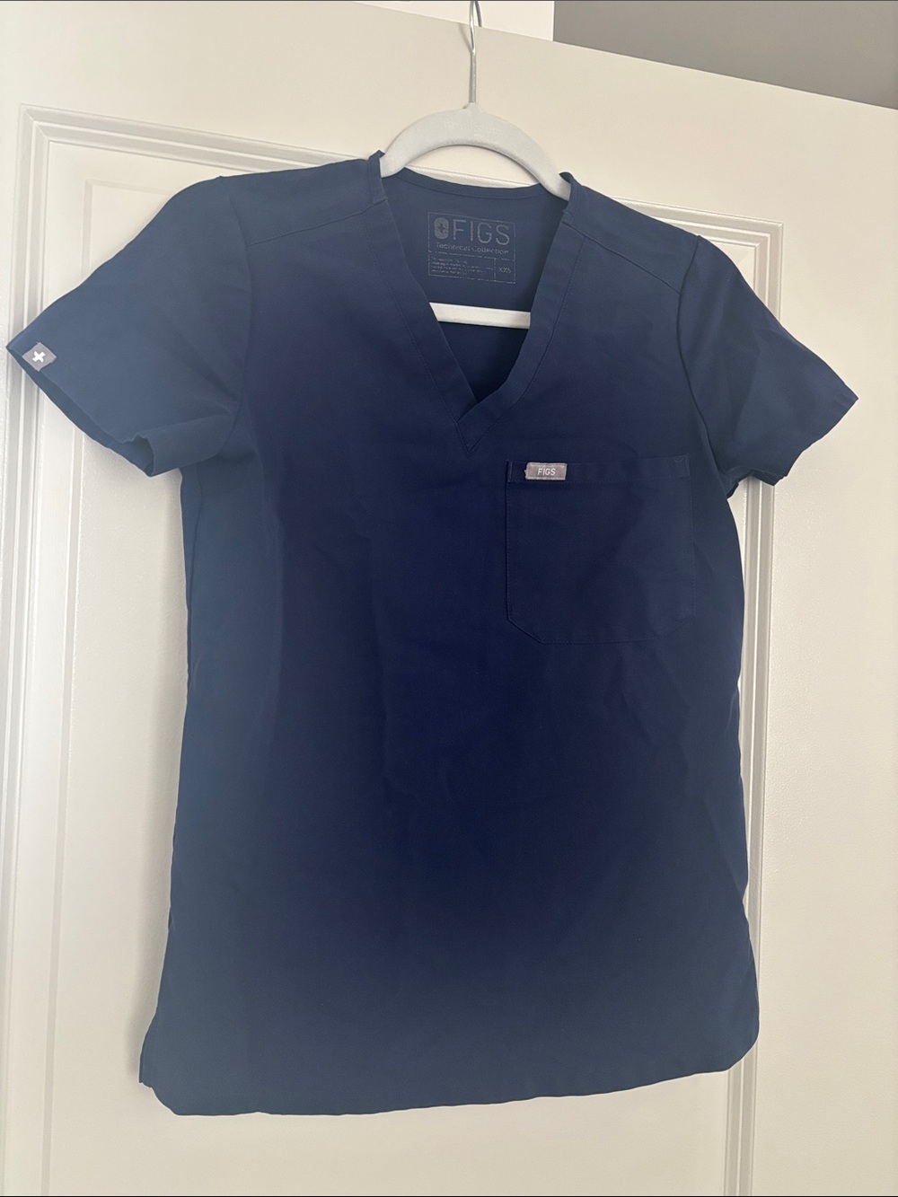 Figs Catarina top navy